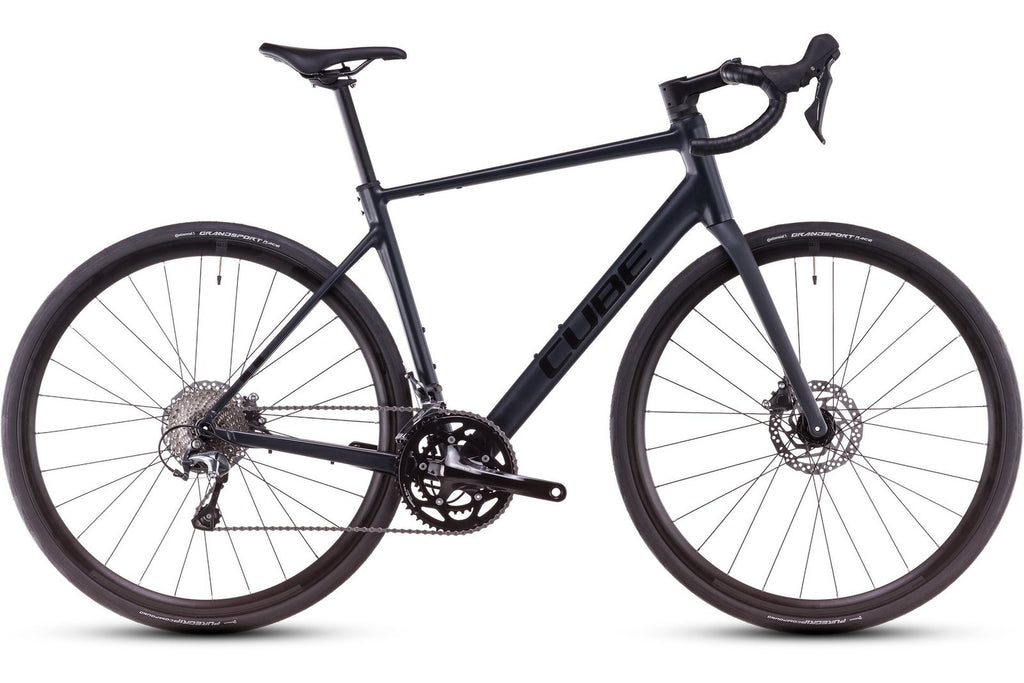 Cube Attain Race – 28 Zoll – Diamant – 2025