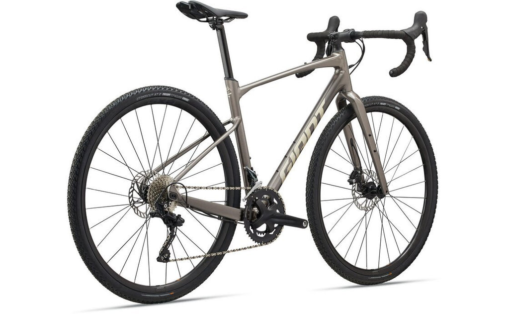 Giant Revolt 1 V2 – 28 Zoll – Diamant – 2025