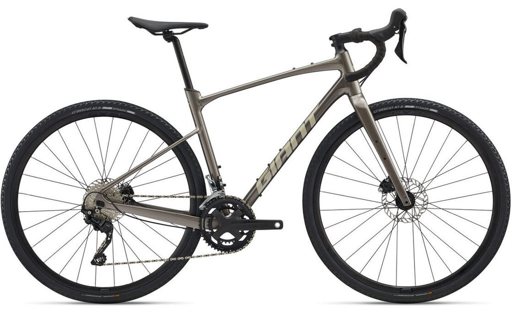 Giant Revolt 1 V2 – 28 Zoll – Diamant – 2025